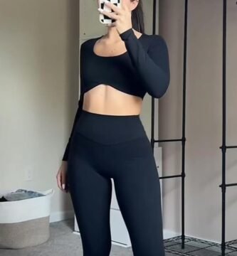 Aoxjox High Waisted Workout Leggings for Women Tummy Control Buttery Soft Yoga Metamorph Deep V Pants 26"