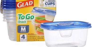 GladWare To Go Snack Food Storage Containers | Medium Rectangle Food Containers | Food Storage Container Holds 24 Ounces of Food | Glad Snack Food Containers, 4 Count Set