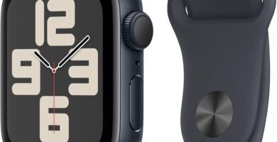 Apple Watch SE (2nd Gen) [GPS 40mm] Smartwatch with Midnight Aluminum Case with Midnight Sport Band S/M. Fitness and Sleep Trackers, Crash Detection, Heart Rate Monitor, Retina Display