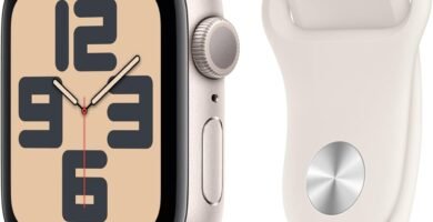 Apple Watch SE (2nd Gen) [GPS 40mm] Smartwatch with Starlight Aluminum Case with Starlight Sport Band S/M. Fitness and Sleep Trackers, Crash Detection, Heart Rate Monitor, Retina Display